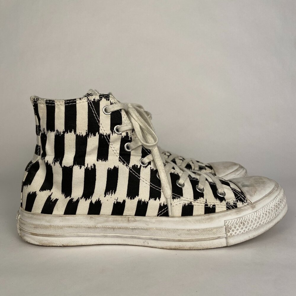 VINTAGE CONVERSE ALL STAR HIGH TOPS CHUCK TAYLORS BLACK AND WHITE STRIPES MENS 7